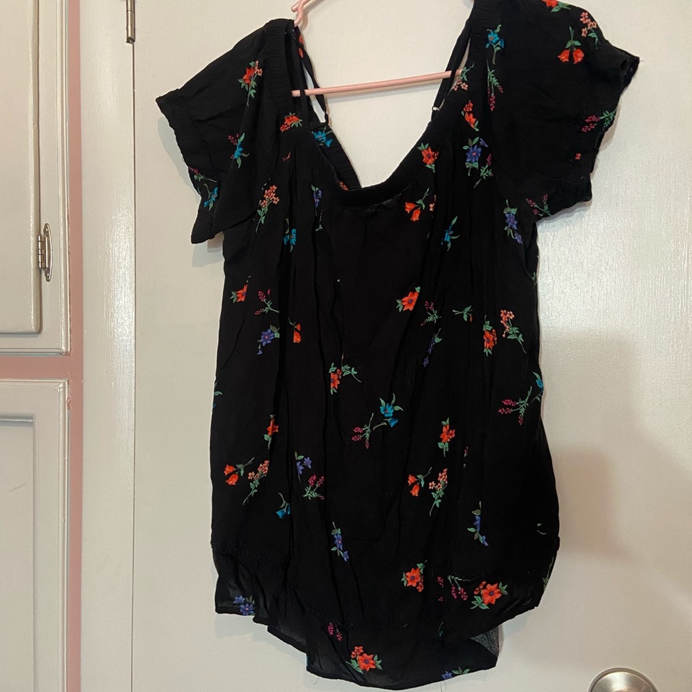 Off-the-shoulder floral top- Old Navy Large